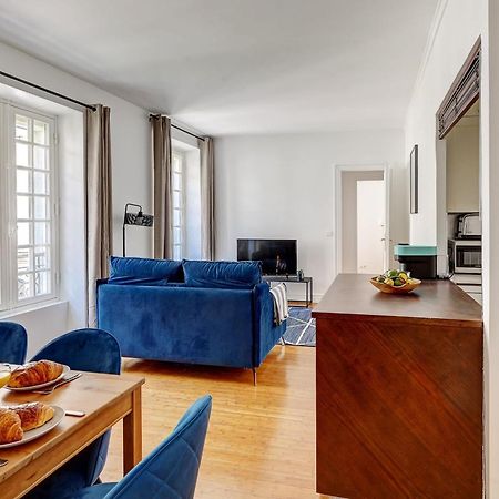 Champs-Elysees - 2Br With Balcony - Cityapartmentstay ปารีส ภายนอก รูปภาพ