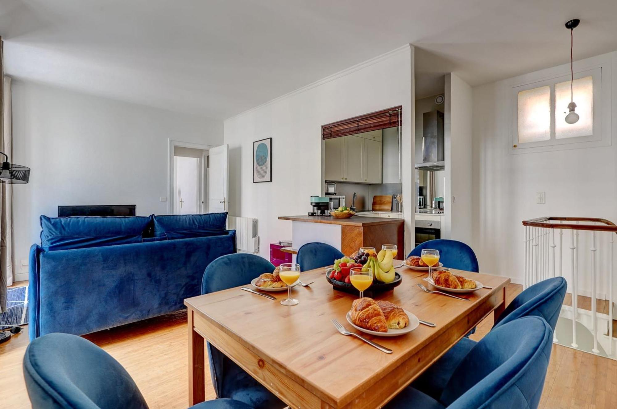 Champs-Elysees - 2Br With Balcony - Cityapartmentstay ปารีส ภายนอก รูปภาพ